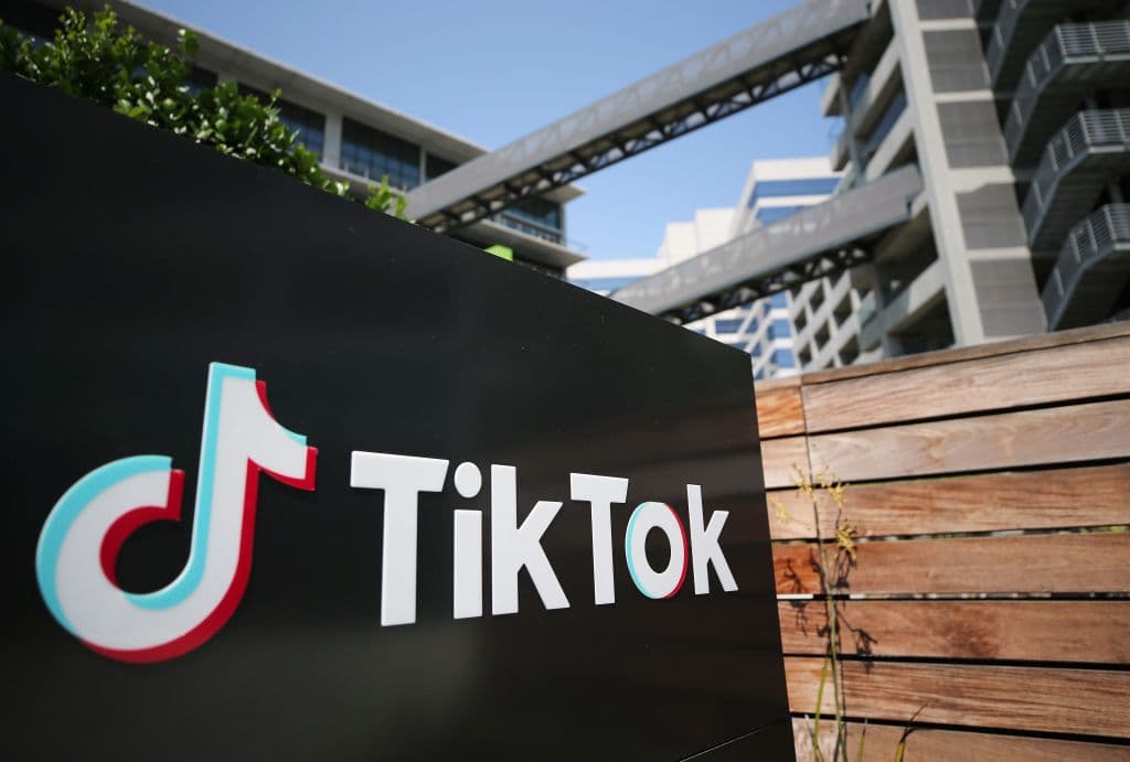 Gobierno de Trump anuncia que bloqueará la descarga de TikTok y WeChat a partir del domingo