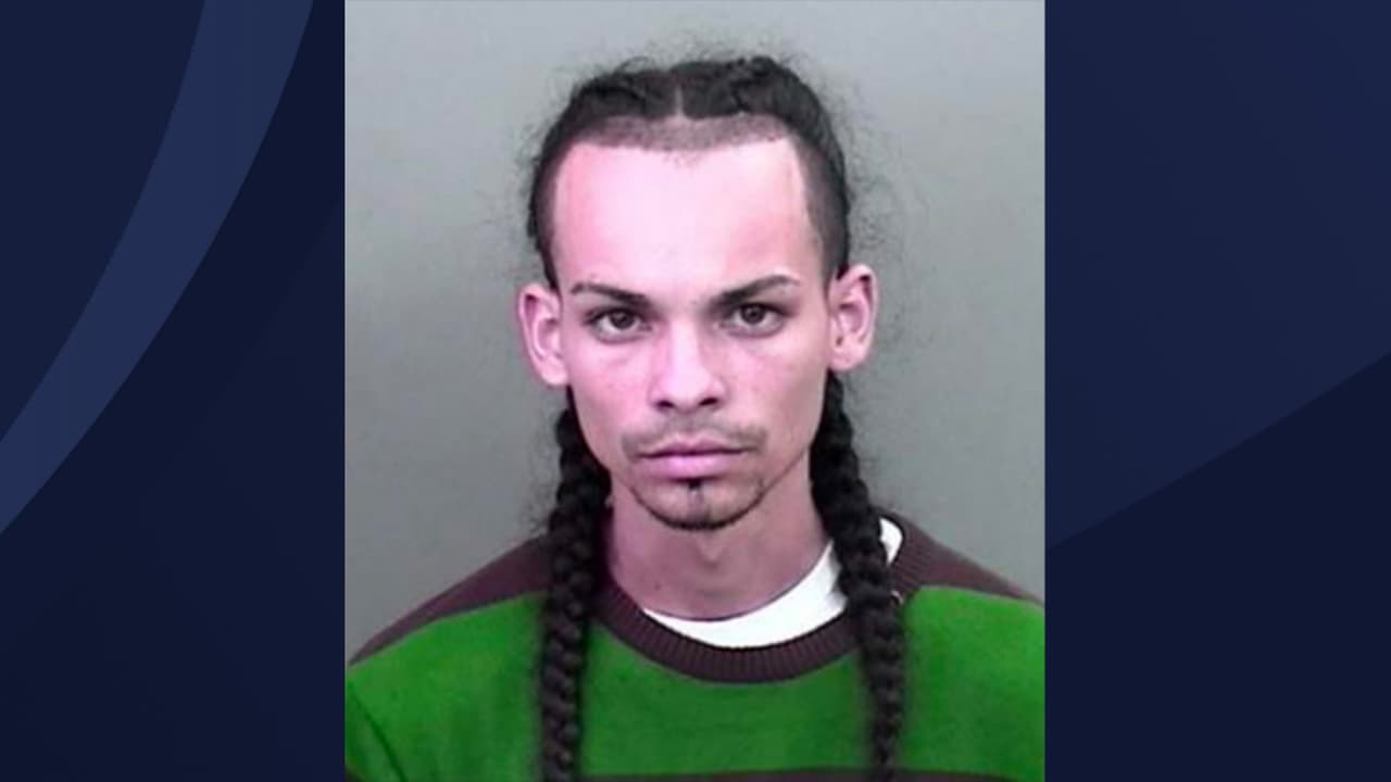 Jesús O. Medina Ruiz es buscado por asesinato y ley de armas con una fianza de $4,000,000.