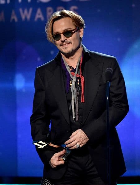 Johnny Depp tampoco se perdió de estos premios que se encargaron de premiar lo mejor dentro de la meca del cine.