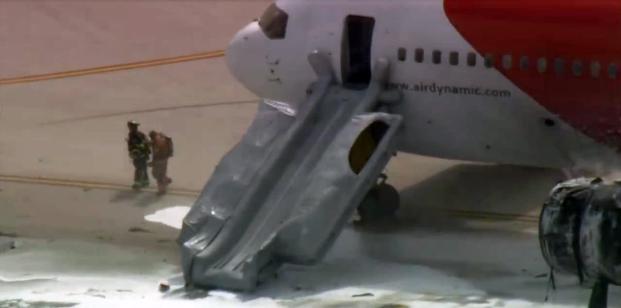 Las primeras imágenes fueron subidas por varios testigos a las redes sociales.