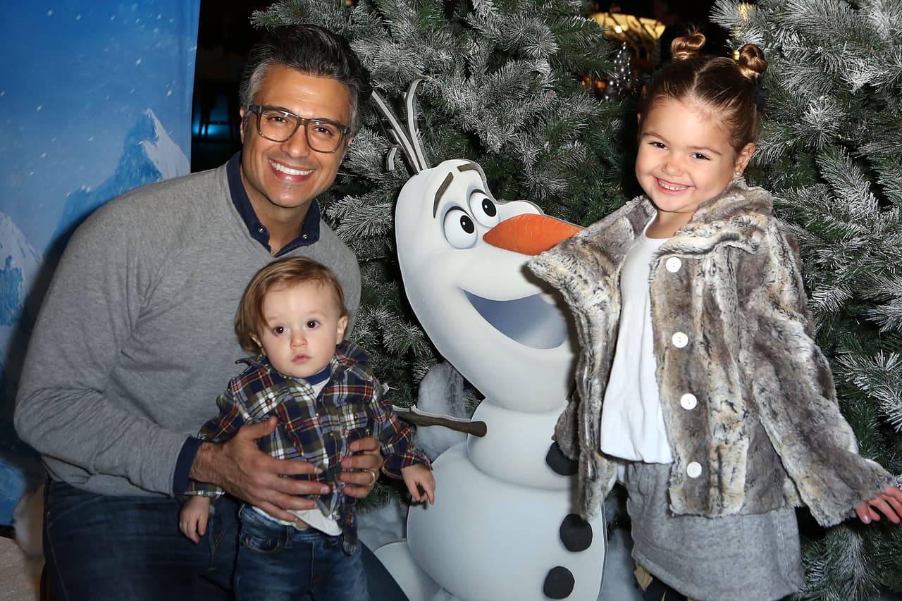 Pese a ser muy cuidadoso con su privacidad, asiste frecuentemente con sus hijos a eventos, como al estreno de ‘Frozen On Ice’, en diciembre de 2015.