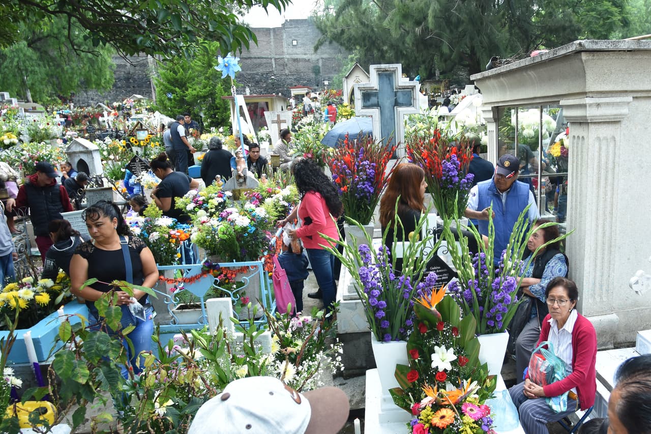 El día de muertos ha generado gran arraigo cultural en la comunidad latina de Estados Unidos.