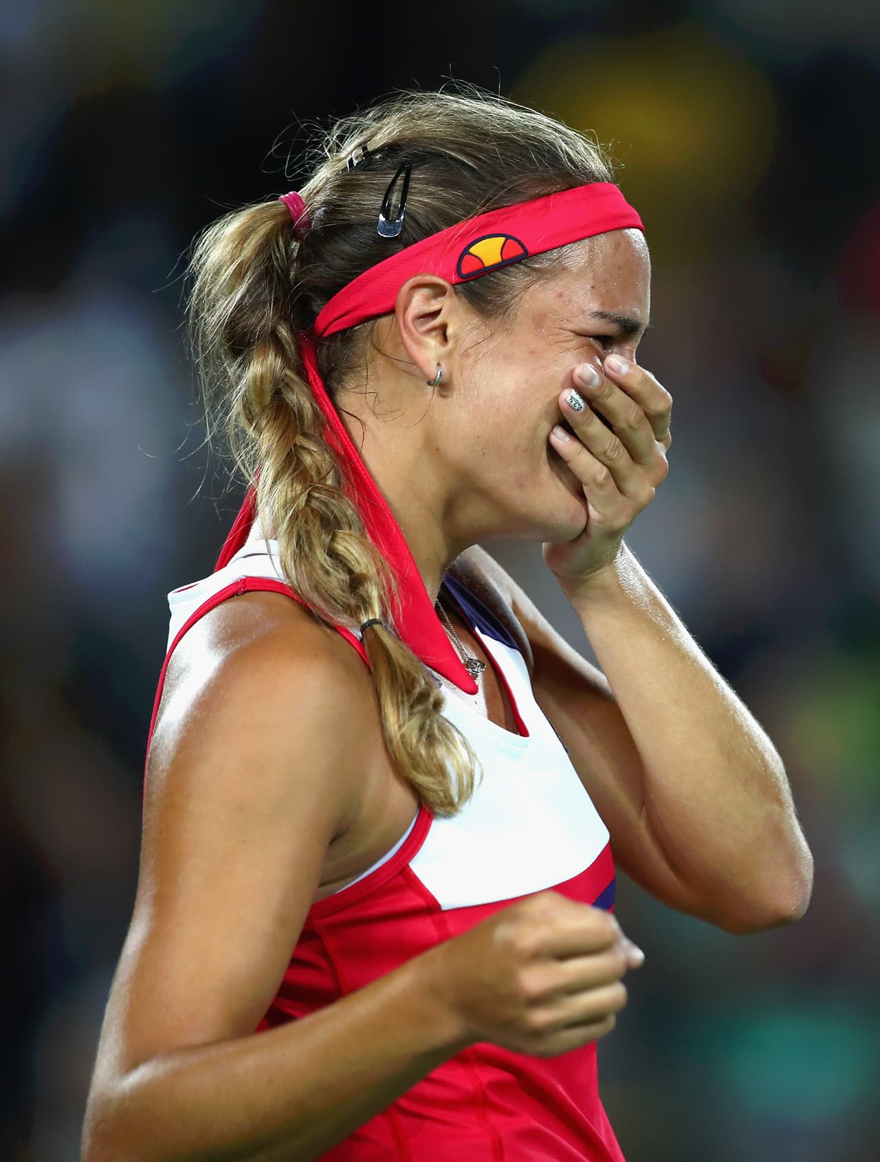 A sus 22 años hizo su debut olímpico y ganó la primera medalla de oro para la Isla. Lo logró tras un luchado partido contra la alemana Angelique Kerber, segunda en el escalafón mundial.