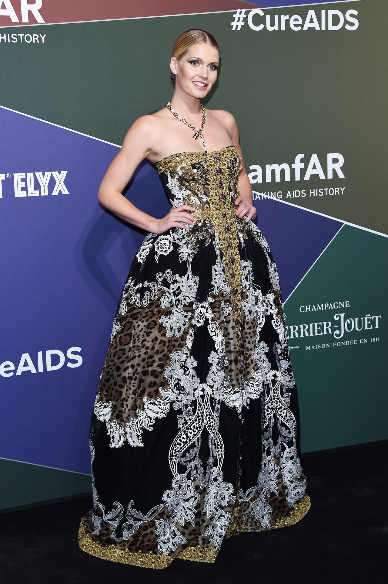 Kitty Eleanor Spencer nació en Londres el 28 de diciembre de 1990, pero creció en Ciudad del Cabo, Sudáfrica.