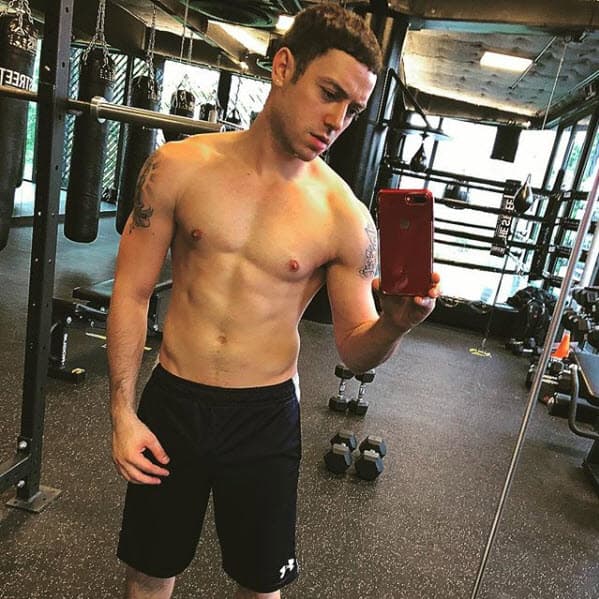 En 2006 abandonó la agrupación para formar parte del proyecto de A.B. Quintanilla (Kumbia All Starz), pero más tarde, en 2008, decidió lanzarse como solista.
<br>