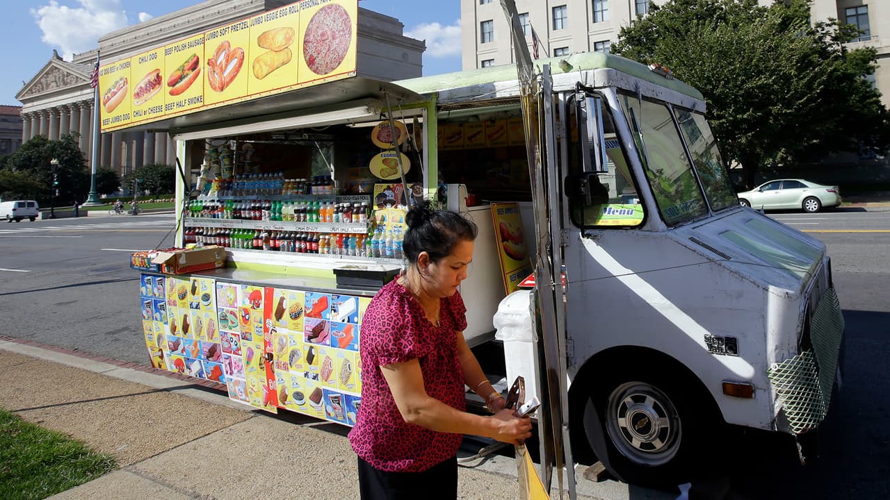 Requisitos para operar un carrito de comida o food truck en el condado de Sacramento