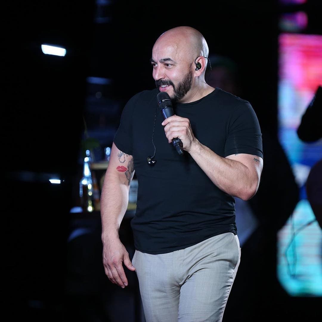 La imagen, según indica el medio citado, fue tomada durante una cena familiar en Los Ángeles.