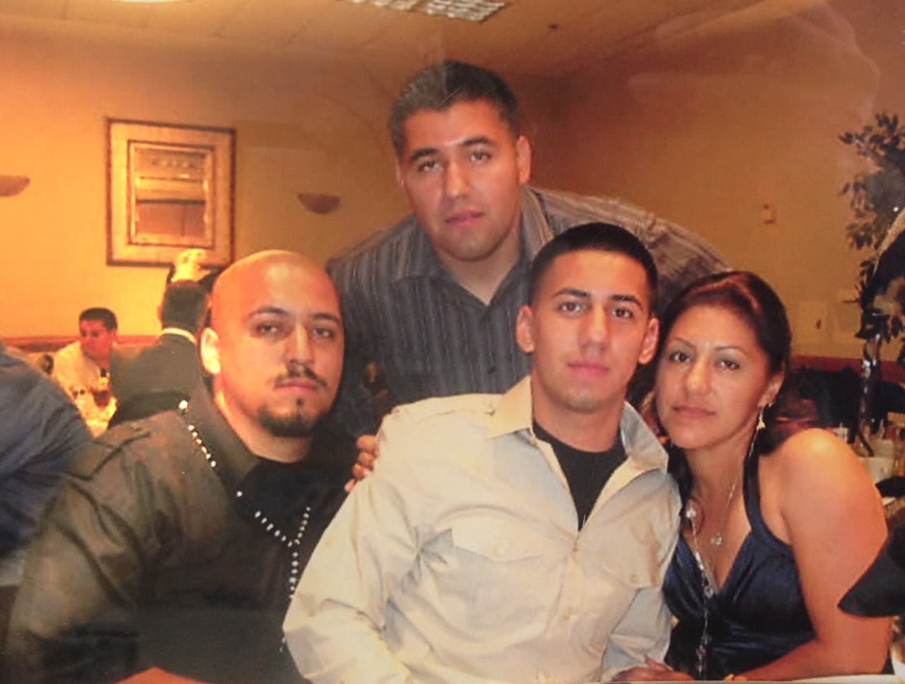 Cinco años después la madre de César aún se pregunta quién lo mató