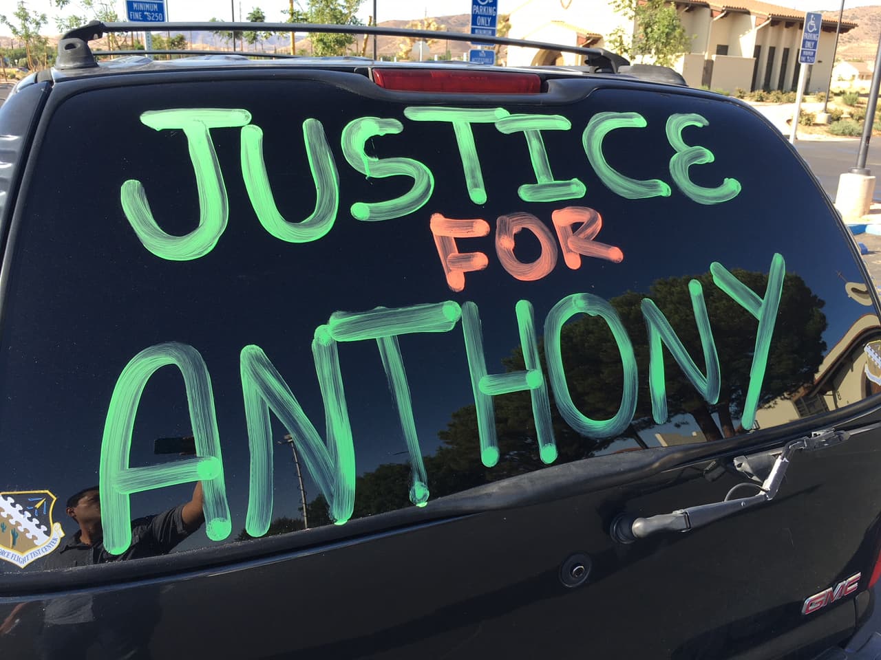 La comunidad pide justicia en este caso, en el cual los acusados de asesinar al pequeño son su propia madre y el novio de esta.