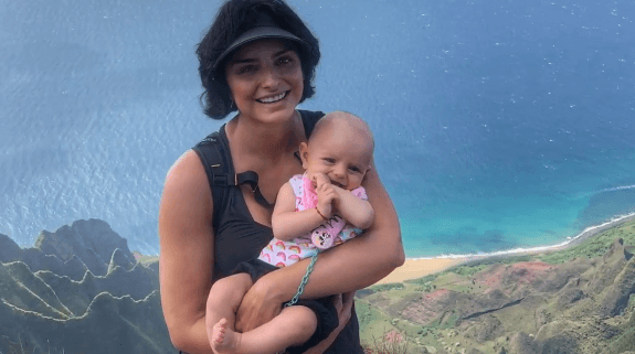 Por su parte, la hija mayor de Eugenio Derbez publicó un video donde muestra cómo ha crecido su hija, además de un extenso mensaje lleno de amor, aprendizaje y mucha reflexión.
<br>