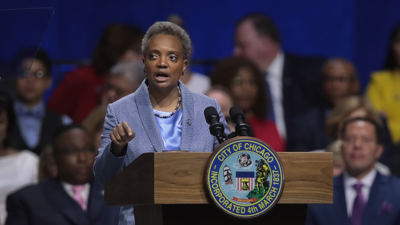 Lori Lightfoot: Por qué la policía de Chicago no asistirá en los operativos de ICE