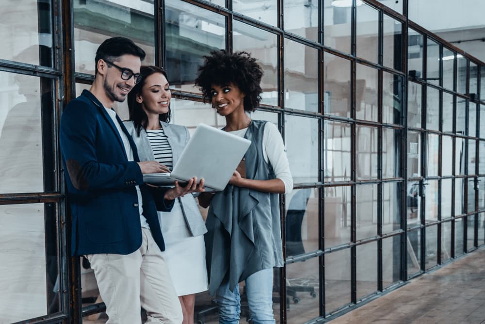 Crea trabajadores incansables, perfeccionistas, seguros de sí mismo y con un gran talento para poder dirigir y organizar a los demás.
<br>