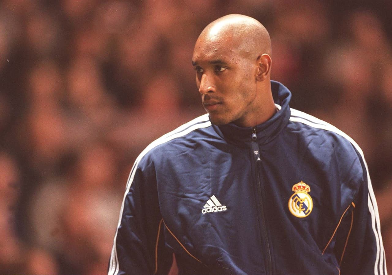 Nicolás Anelka fue el fichaje más caro de España en 1999 cuando el Madrid pagó 35 millones de euros por él. Ganó la Champions y tras una temporada fue vendido.