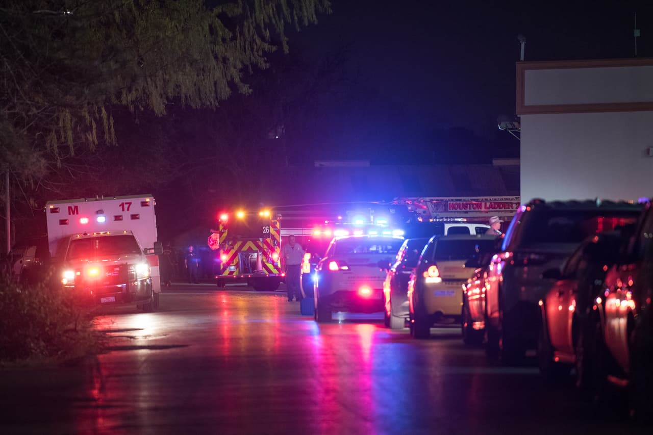 Muere una persona luego de que un conductor en contravía chocara contra un camión de Santa´s Wonderland