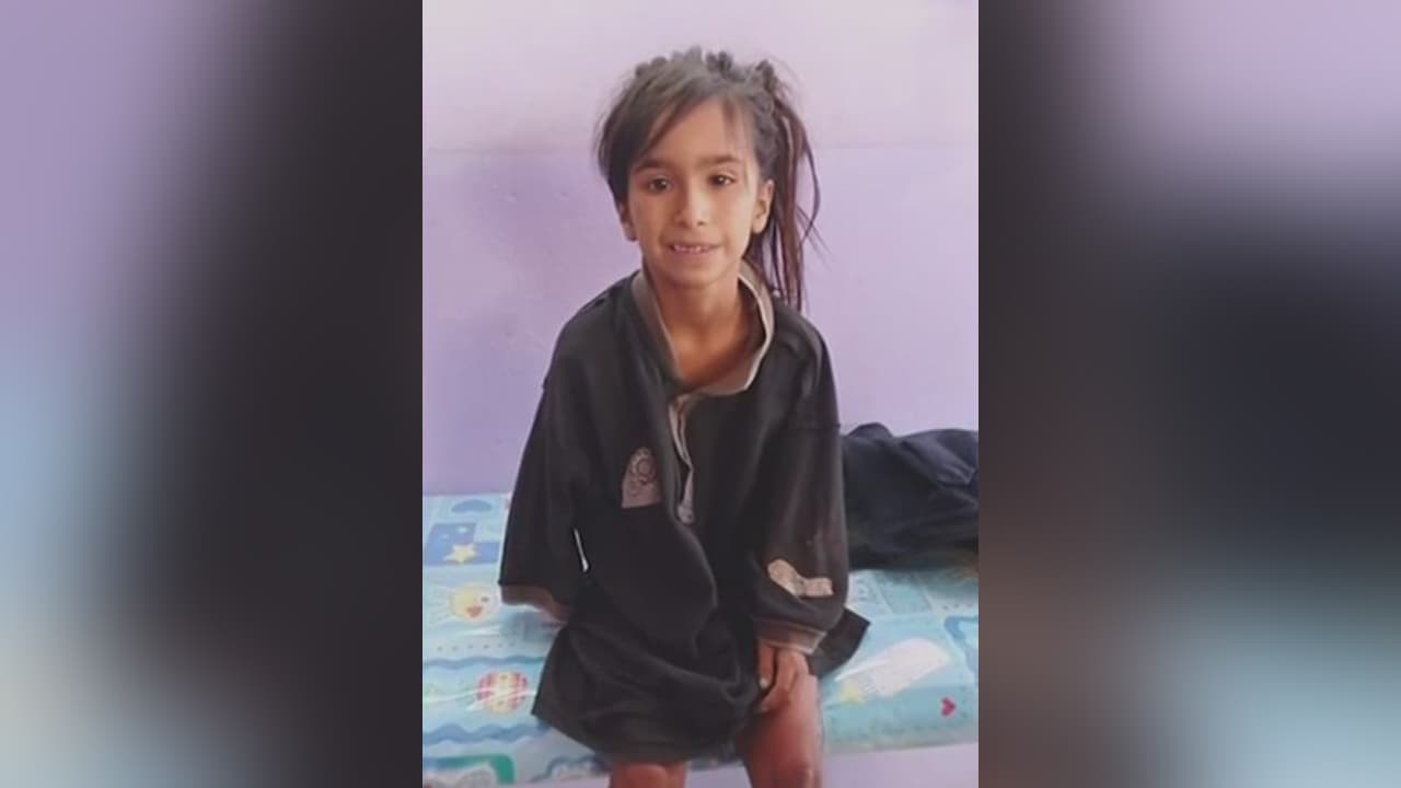 <b>Autoridades encuentran con vida a una pequeña de 7 años que había sido raptada en Argentina</b>
<br>
<br>Autoridades en Argentina hallaron con vida a una pequeña de 7 años que había desaparecido el pasado lunes a manos de un hombre que le prometió cambiarle su bicicleta por una más grande.