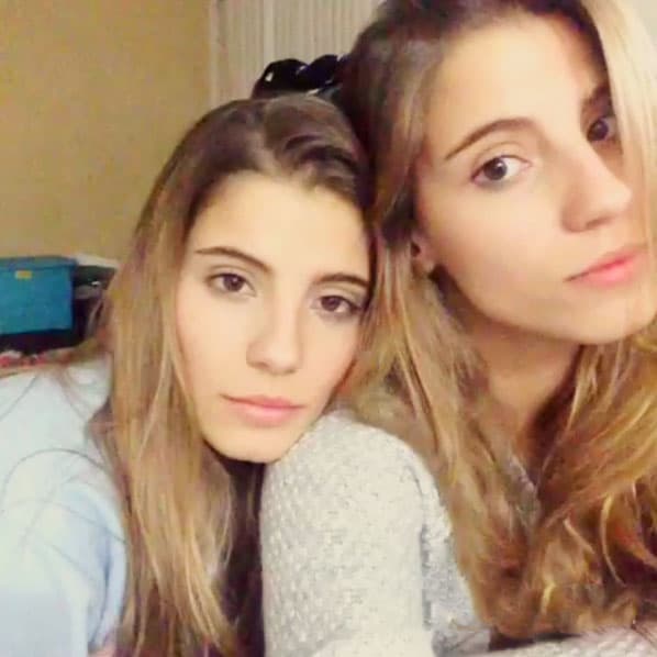 Son idénticas y seguramente sus seres queridos sufrieron para distinguirlas.