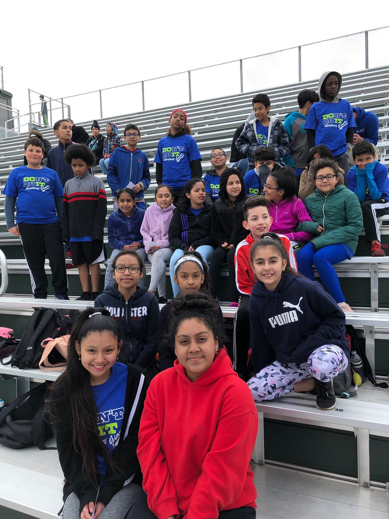 El Distrito Escolar U-46 cubrirá el costo de las cuotas de inscripción como otra medida para brindar alivio económico a las familias.