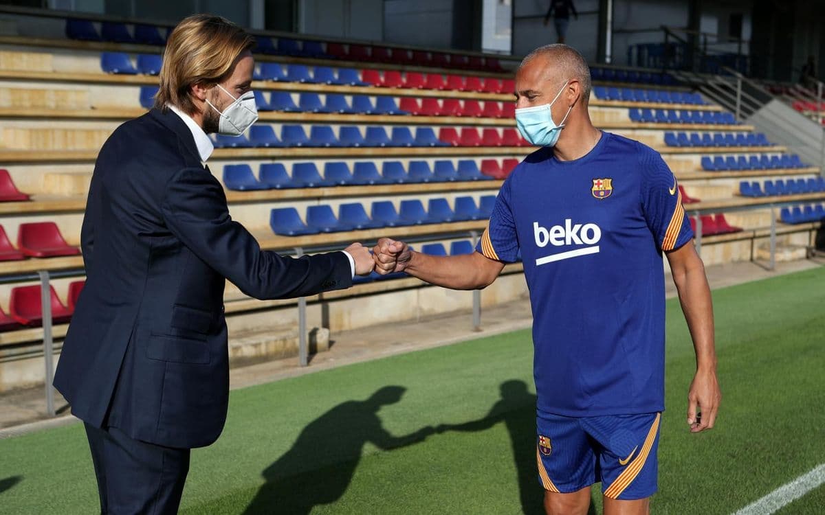 "Es un honor ser el cuarto jugador extranjero con más partidos jugados de toda la historia del Barça…", declaró el zaguero que consiguió trece títulos con los culés.