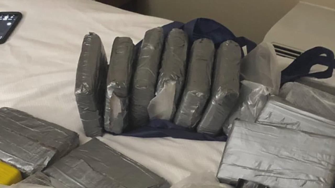 (+Reportaje) El 
<a href="https://www.dea.gov/sites/default/files/2021-02/DIR-008-21%202020%20National%20Drug%20Threat%20Assessment_WEB.pdf" target="_blank">Cartel Jalisco Nueva Generación</a> también fue vinculado a un doble asesinato en Carolina del Norte en abril de 2021. Autoridades locales explicaron que 
<a href="https://www.univision.com/local/north-carolina-wuvc/cartel-jalisco-nueva-generacion-presente-en-26-ciudades-de-eeuu">este hecho ratifica que el cartel está llegando a nuevas áreas en EEUU.</a>