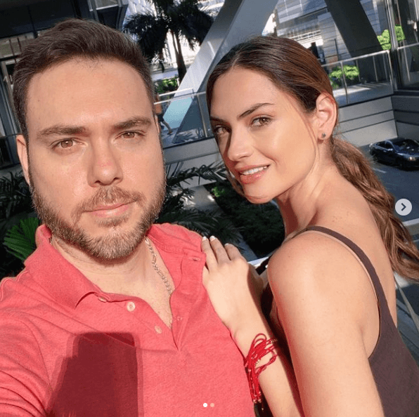 "¡Hoy es día del chef! Que Dios bendiga a mi chef favorito 
<a href="https://www.instagram.com/ferguajas/">@ferguajas</a>!", comentó la presentadora de Primer Impacto por Instagram. 
<br>