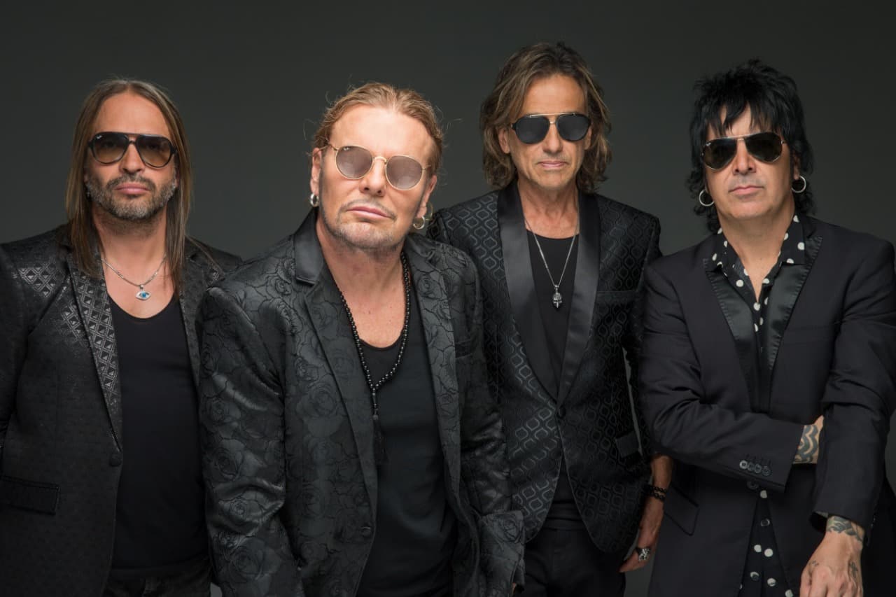 La agrupación mexicana 
<b>Maná</b>, que es una de las bandas latinoamericanas más populares de la historia, también confirmó su presencia el próximo 18 de noviembre.