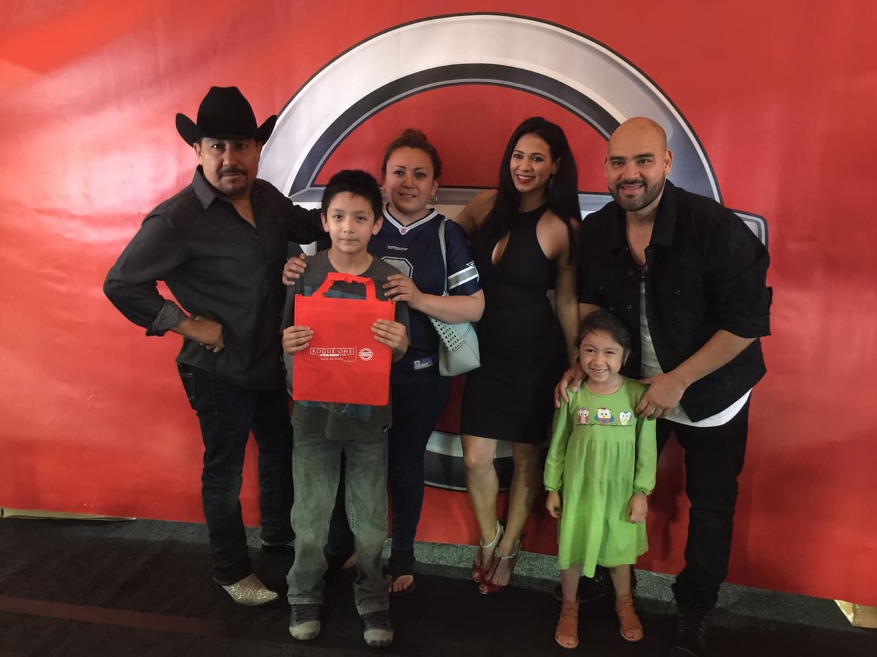 Un día de mucha diversión en el Fair Park de Dallas con El Bueno, La Mala y El Feo.