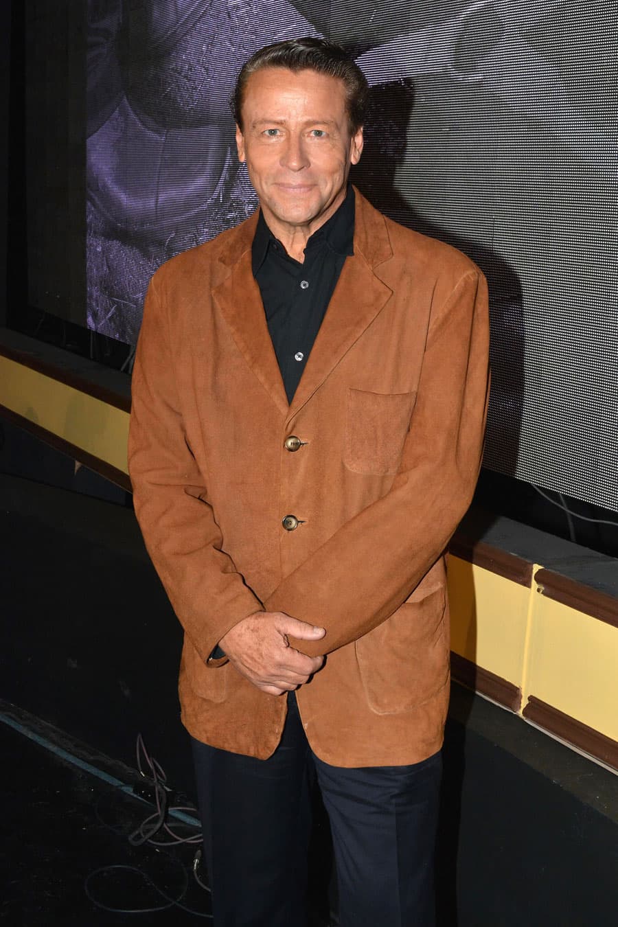 Alfredo Adame también es parte del reparto de este gran proyecto.