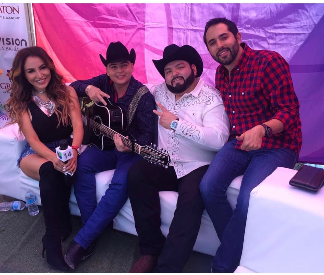 Los locutores disfrutando en la cuidad de Chicago.