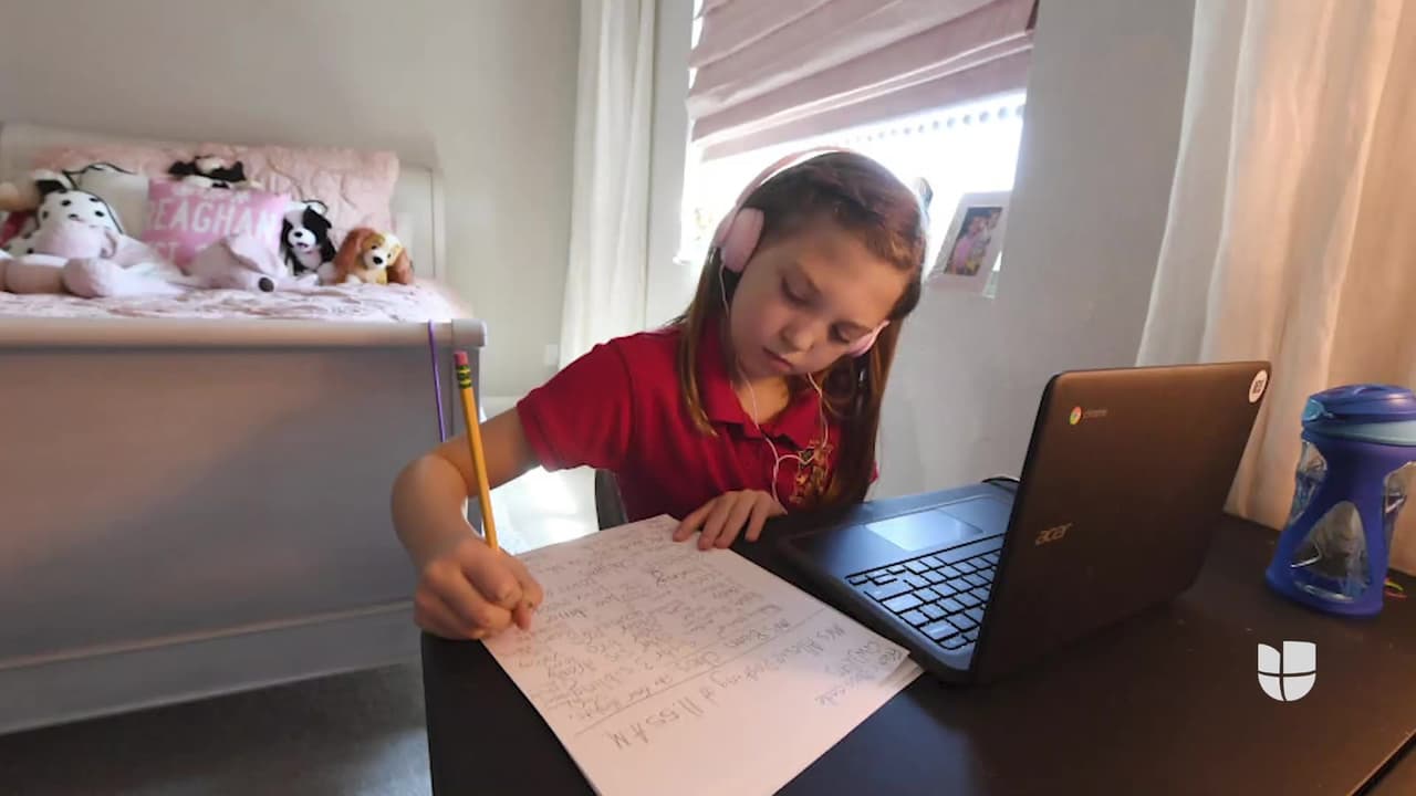 Juez de Florida decide que la reapertura de las escuelas es inconstitucional