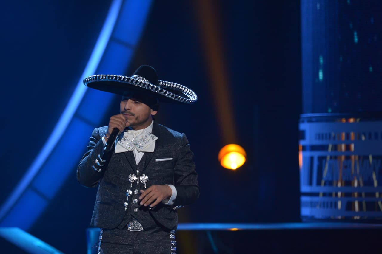 Tiene una forma única de interpretar que lo vuelve inigualable. ¡Este nuevo mariachi es una probadita de México en Las Vegas!