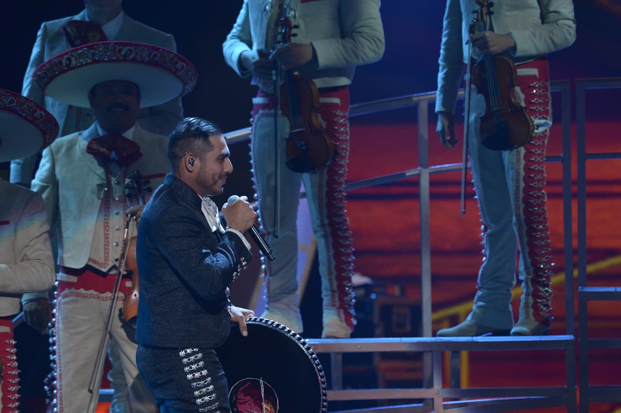 “¡Viva México, parientes!”, fue lo primero que gritó cuando lo vimos vestido de mariachi.