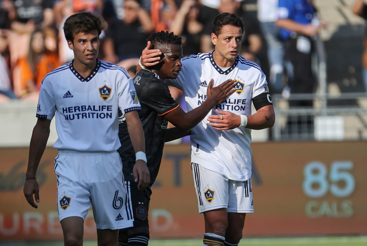 ¿The best CH14? Chicharito rompe su récord de goles