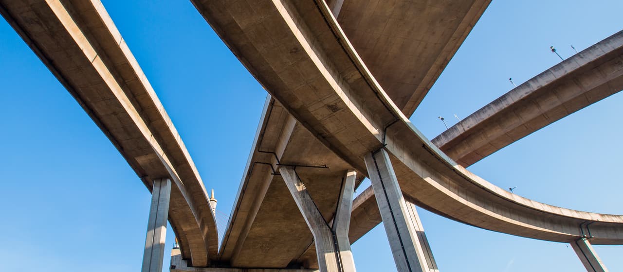 La buena noticia es que no es personal, no se trata de tu percepción únicamente, ya que un reciente estudio de la aplicación GasBuddy, le dio a la sede de Hollywood, la posición #1 en la encuesta nacional de ciudades con conductores más agresivos.
<br>