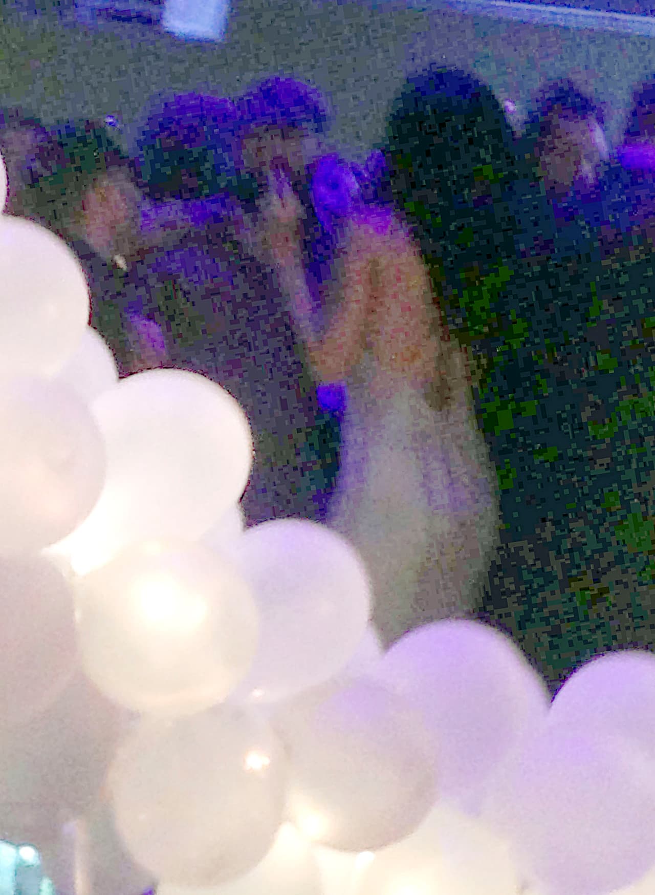 Hasta se le ha visto en varias ocasiones con Rihanna.