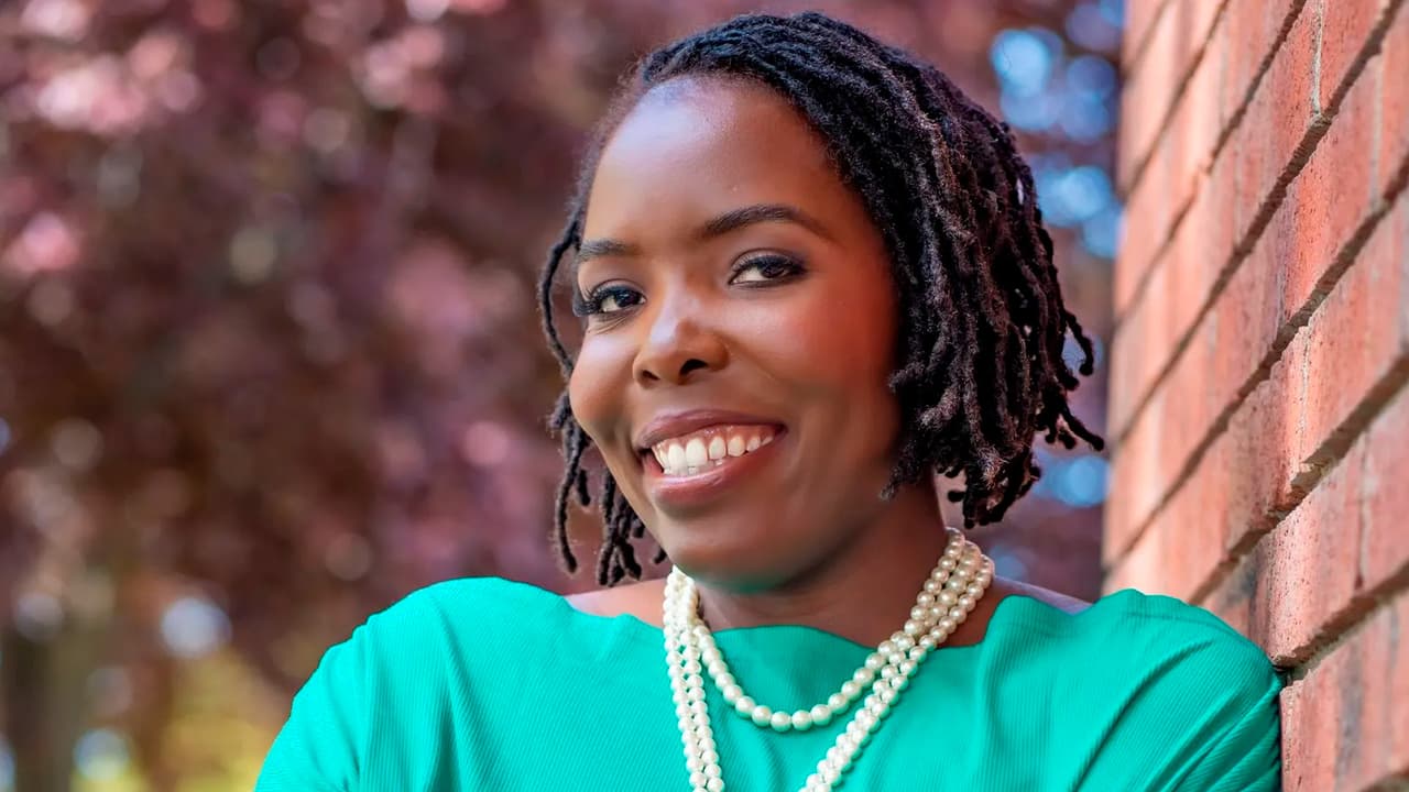 Flojaune Cofer: La epidemióloga que aspira a ser la próxima alcaldesa de Sacramento