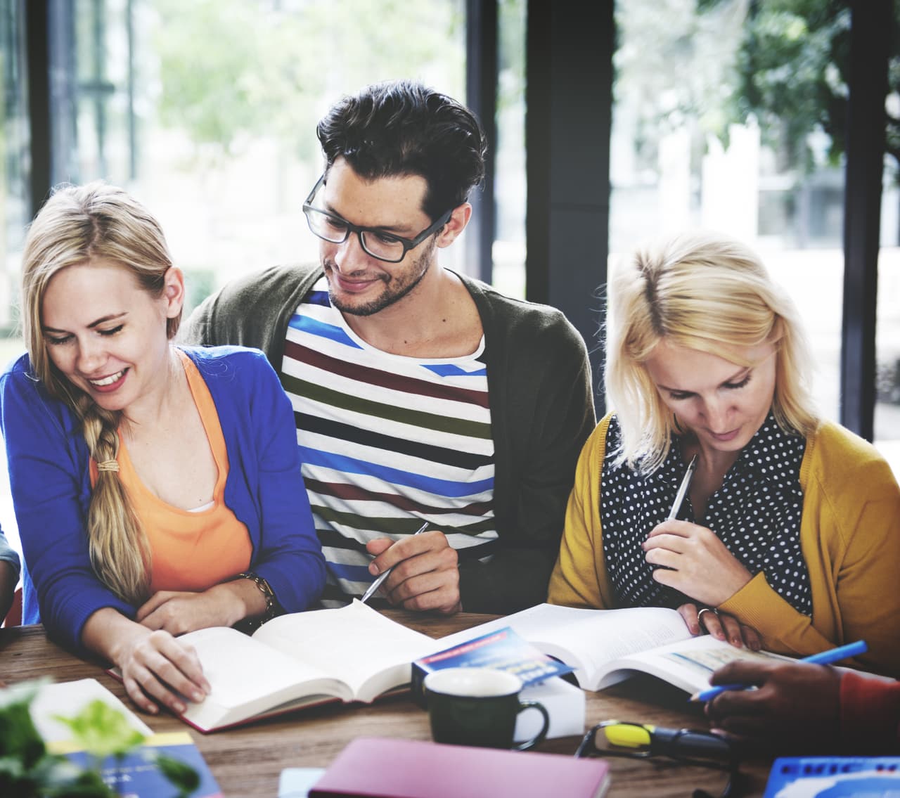 Por eso Jong recomienda acercarse a personas con diferentes gustos, pensamientos y perspectivas del mundo.