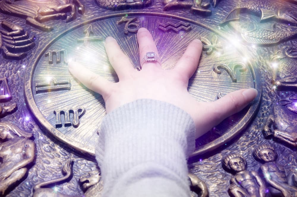 Es momento de aplicar los consejos que el Profesor tiene para cada uno de los signos. La llegada de cada mes a lo largo del año afecta de forma distinta a cada uno de los horóscopos del zodiaco.