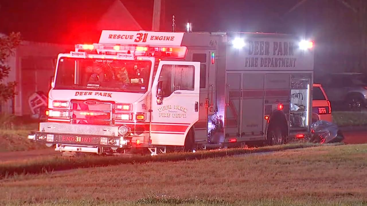 La Oficina del Jefe de Bomberos de Deer Park será la encargada de investigar las causas de este incendio.