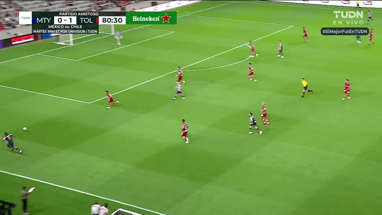 ¡La que se acaba de perder Hugo Cuypers! Era el empate de Rayados