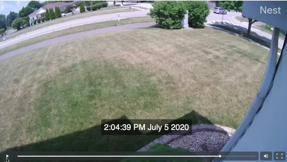 El atropello de un niño de 11 años que andaba en bicicleta en Aurora captado en cámara