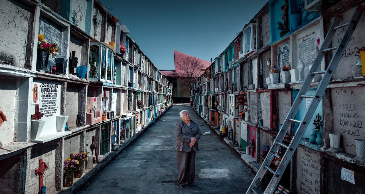 El acceso de las víctimas a la justicia es una de las grandes tareas pendientes de la región, como demuestra el caso de Irinea Buendía, quien libró una lucha de años hasta poder demostrar que su hija no se había suicidado, sino que la mató su marido.