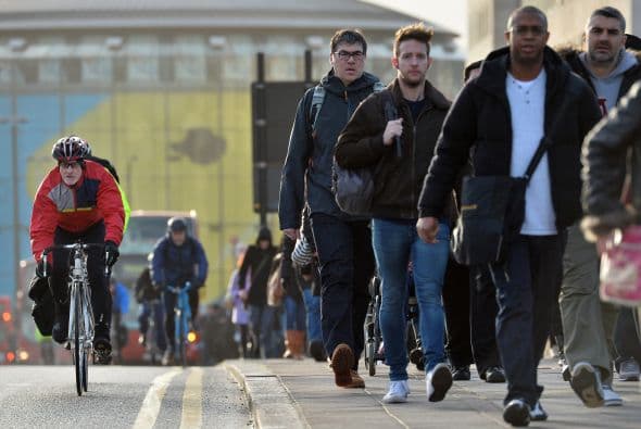 Mucha gente optó por ir al trabajo en bicicleta o en sus vehículos particulares.