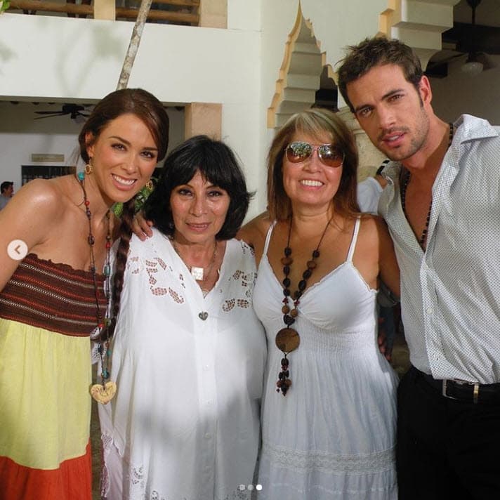 También fue parte de los elencos de 
<b><a href="https://www.univision.com/shows/sinopsis-de-sortilegio" target="_blank">Sortilegio</a></b> (foto), 
<b><a href="https://www.univision.com/famosos/muere-maria-zarattini-creadora-de-exitosas-telenovelas-como-sortilegio-y-alborada-fotos" target="_blank">Alborada</a></b> y 
<b>La Tempestad</b>. 
<br>