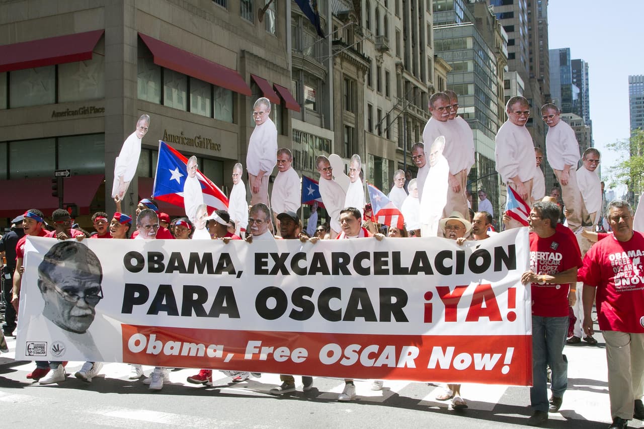 El 12 de junio de 2016 se llevó a cabo en Nueva York una manifestación a favor de la excarcelación del independentista puertorriqueño, de 74 años, condenado en 1981 a 55 años de cárcel por conspiración sediciosa para derrocar al Gobierno de EE.UU. en la isla, y sentenciado en 1988 a otros 15 años de prisión por un intento de fuga.