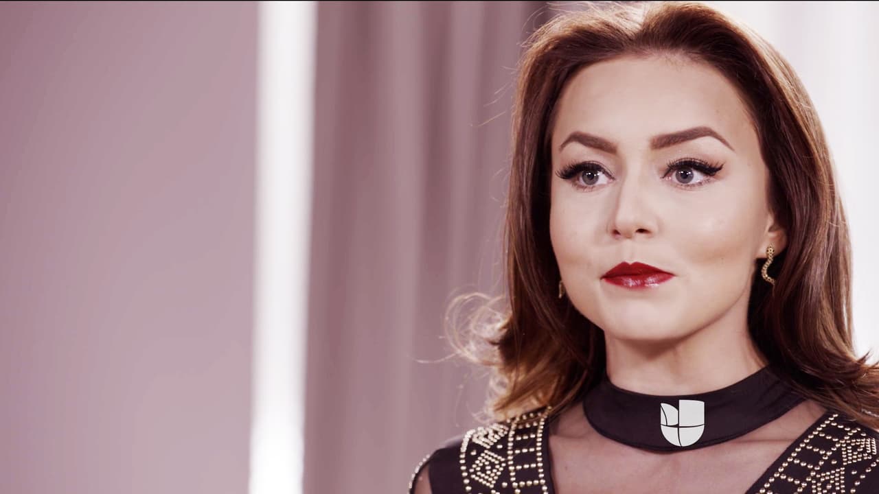 Ana Leticia fue muy cruel con sus palabras, mira lo que le dijo: Deberías de estar molesta contigo misma, no es mi culpa que seas tan estúpida. ¡No se tocó el corazón!