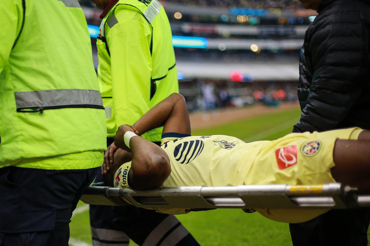 América se ha convertido en un hospital en este inicio del Clausura 2020 y Miguel Herrera se está encontrando con una problemática en las alineaciones.