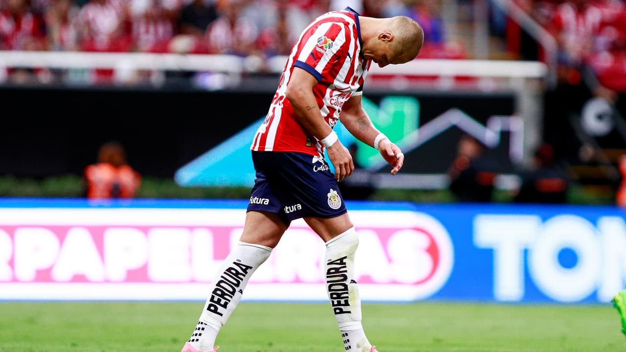 Chicharito causa baja previo al juego ante LA Galaxy 