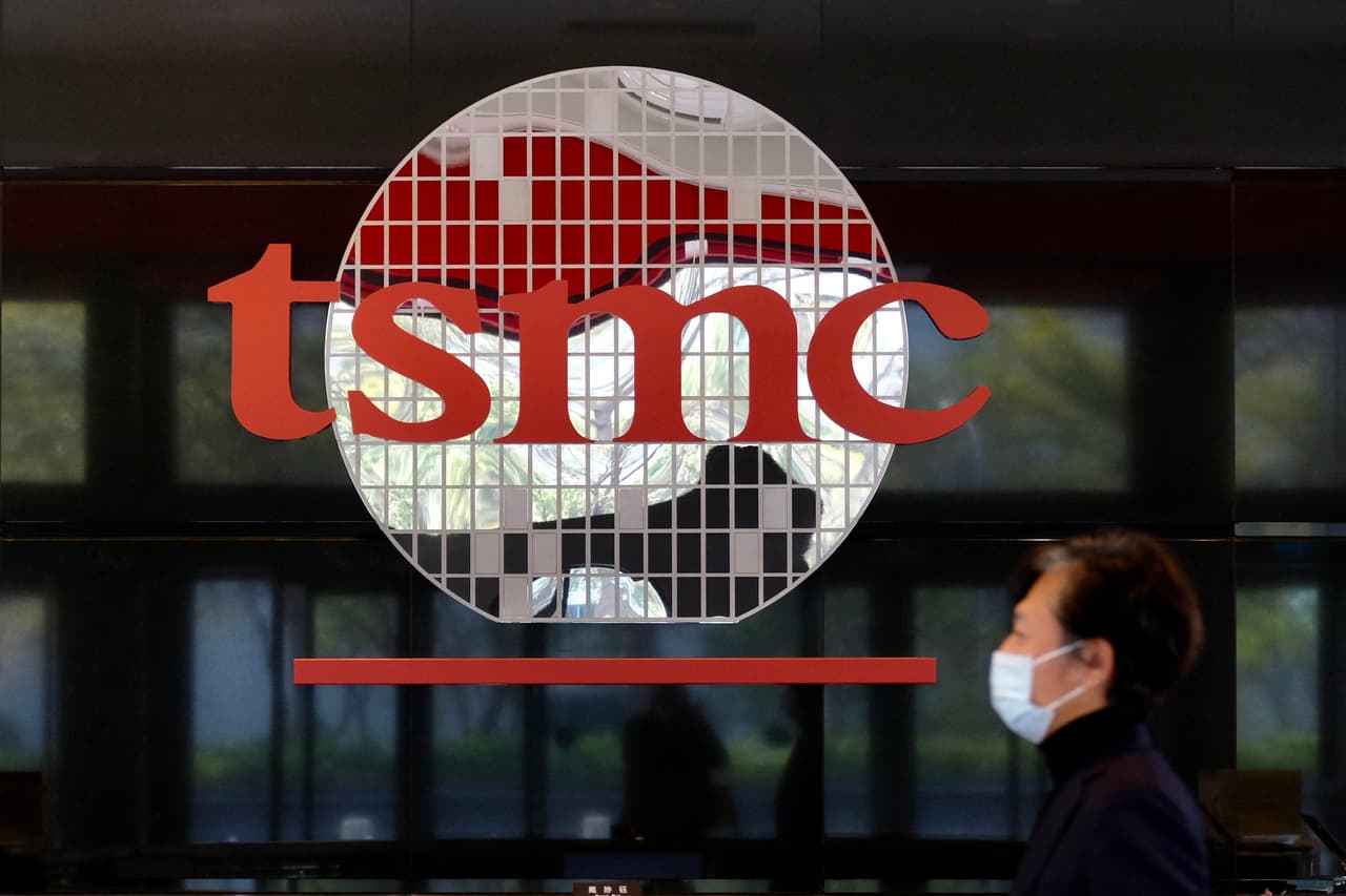 <b>Puesto 11. TSMC</b>
<br>
<br>Localización: Taiwán.
<br>
<br>Área: tecnología.
<br>
<br>Capitalización de mercado: 534,000 millones de dólares.
<br>
<br>Esta compañía y otras fabricantes de chips semiconductores se beneficiaron de la escasez de estos componentes en el mercado durante 2021.
<br>