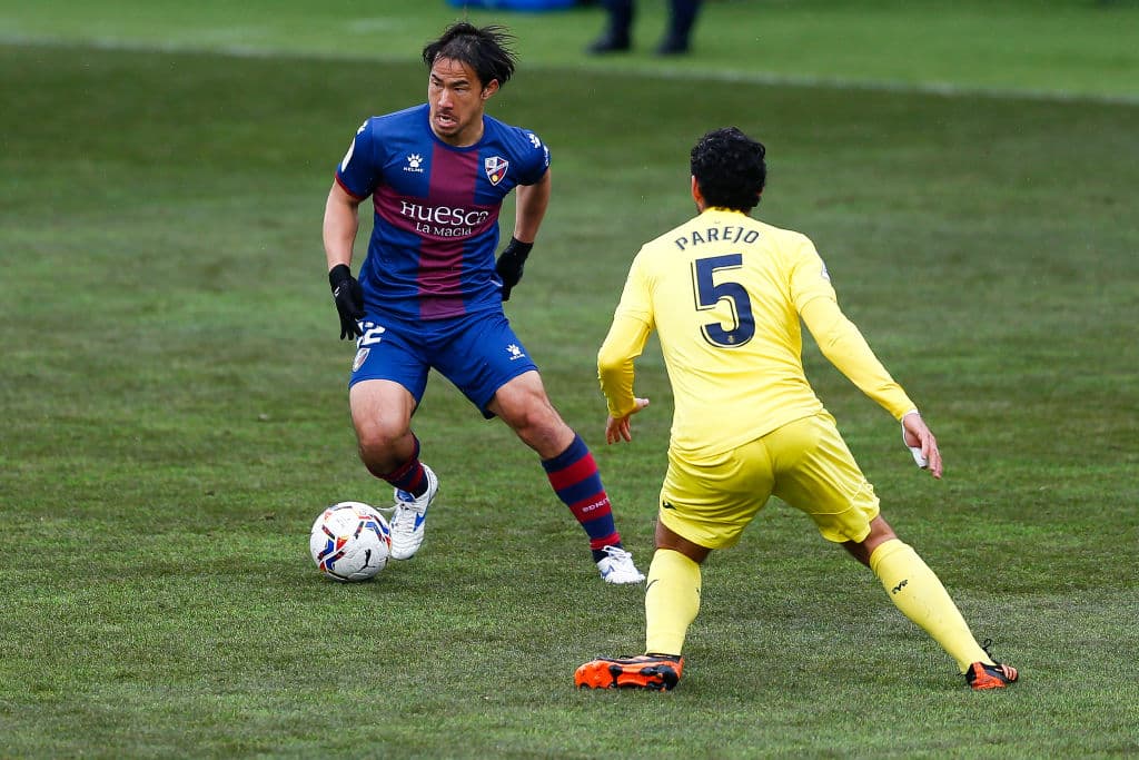 Villarreal igualó sin goles en su visita al Huesca; cierran la jornada con 34 y 13 unidades, respectivamente.