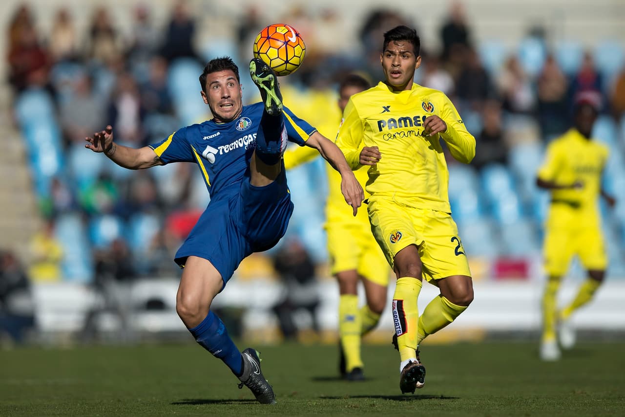 Getafe 2 - Villarreal 0:  El Submarino se hunde poco a poco